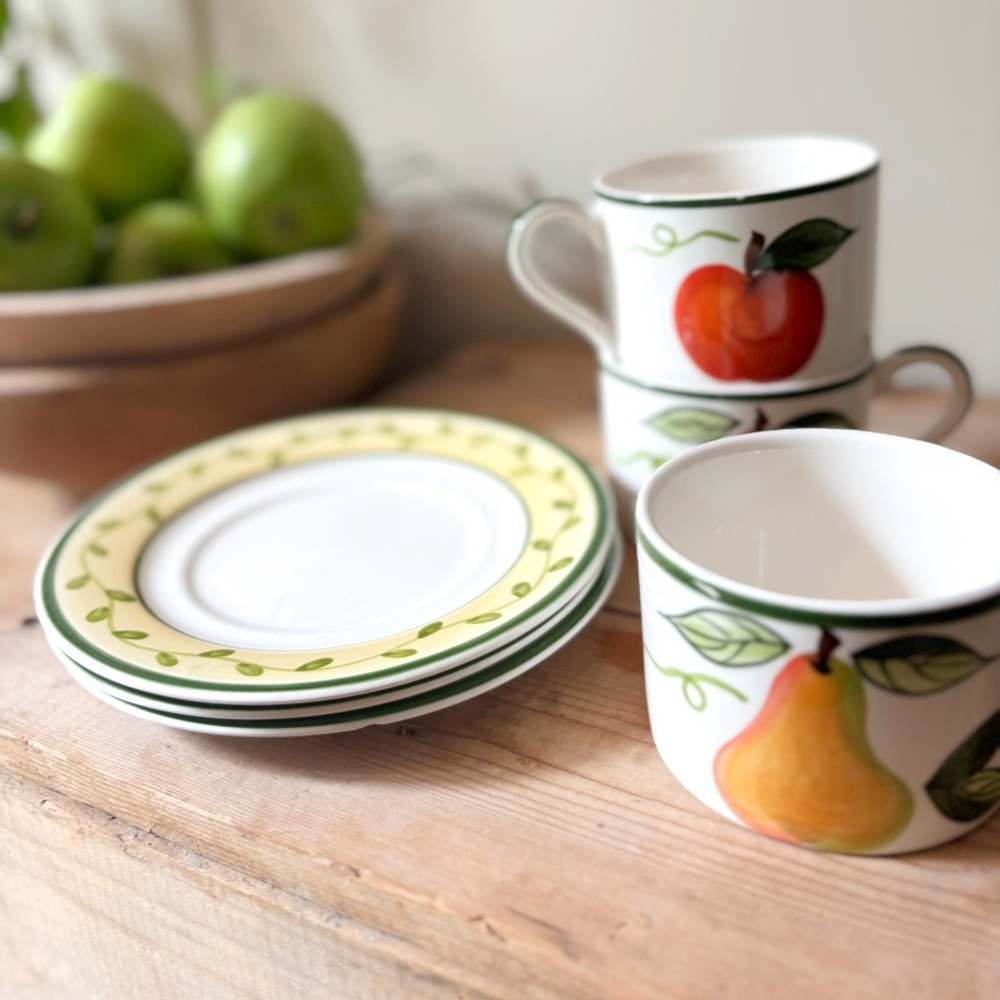Stoneage Hand Painted Peramela Ceramic Tuscan Fruit Tea Espresso Cups Saucers - Picture 5 of 11